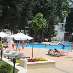 Aparthotel Olympia Complex 2*