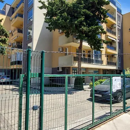 Olympia Complex Apartahotel 2*