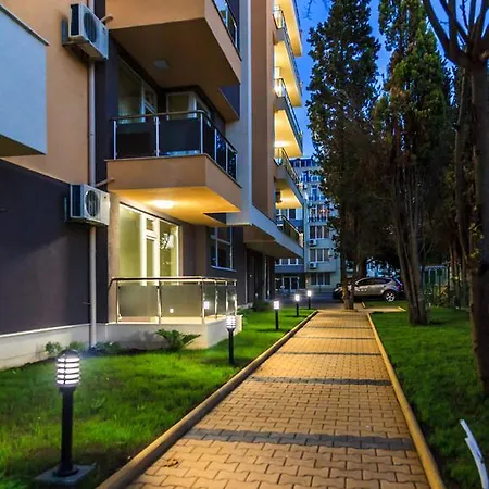 Olympia Complex 公寓式酒店 拉夫达