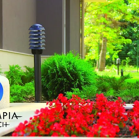 Olympia Complex 公寓式酒店 2*