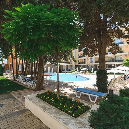 公寓式酒店 Olympia Complex 拉夫达