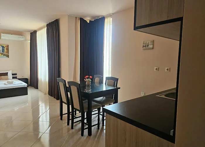 Olympia Complex Apartahotel 2*